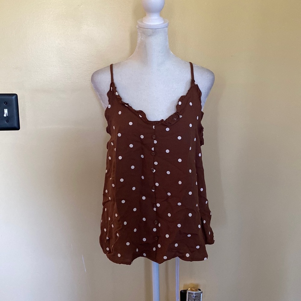 E&M top NWOT